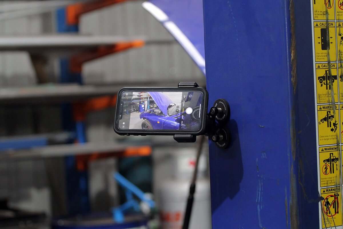 3 Foot Monster magnetic phone mount example